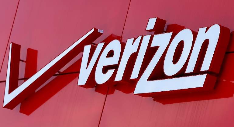 verizon-logo-reuters.jpg