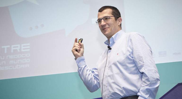 Carlos-Torrecilla.jpg