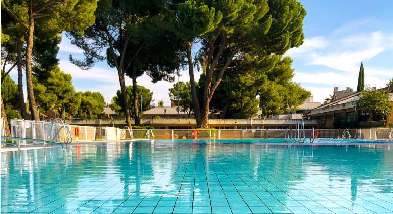 Madrid-piscina-fin-de-semana-aforo-60.jpg