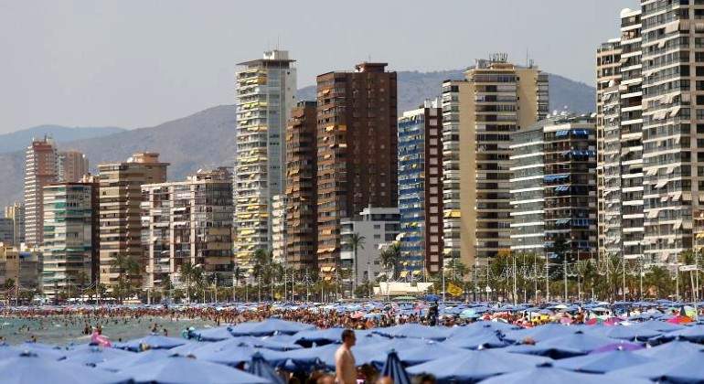 Vista de Benidorm uno de los principales destinos de britnicos en la Comunitat EFE