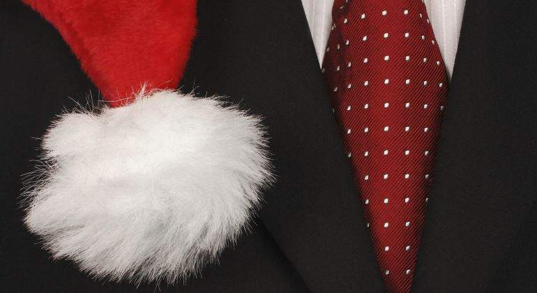 navidad-directivo-traje-770-istock.jpg