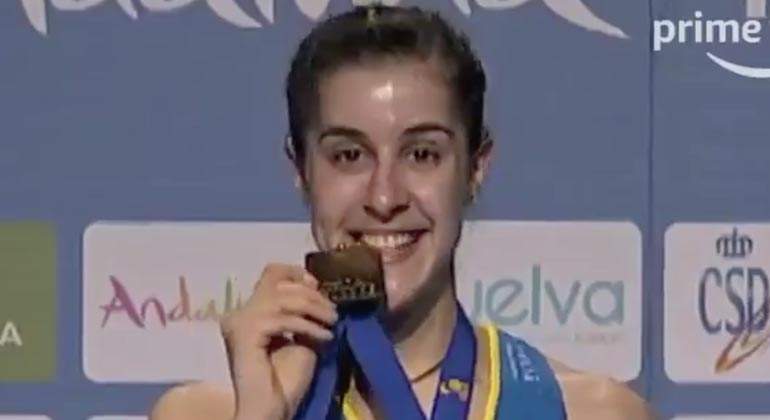 carolina-marin-amazon.jpg