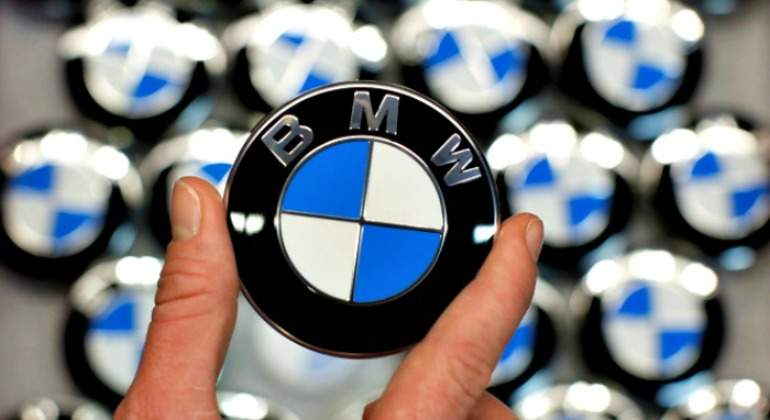 BMW-770.jpg