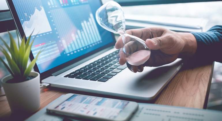 770X420-slow-finance.jpg