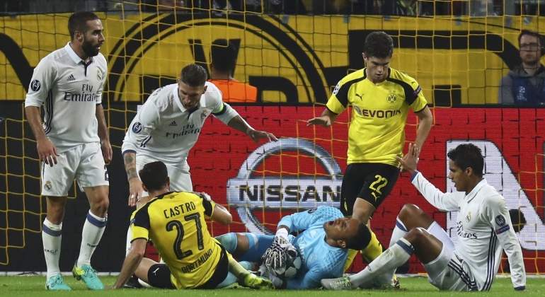 Sergio-Ramos-Navas-Falta-Dortmund-2016-Reuters.jpg