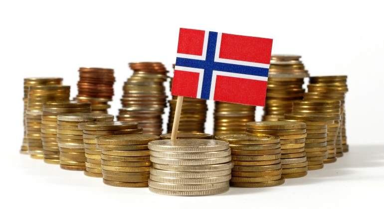 noruega-dinero-bandera.jpg
