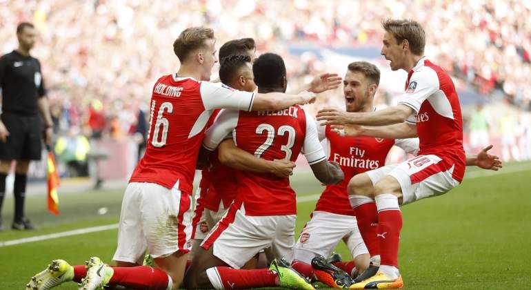 arsenal-celebra-city-reuters.jpg