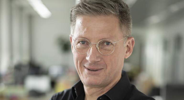andreas-koenig-2.jpg