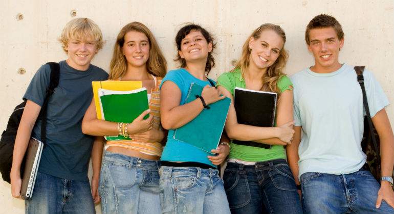 estudiantes-2-defini.jpg