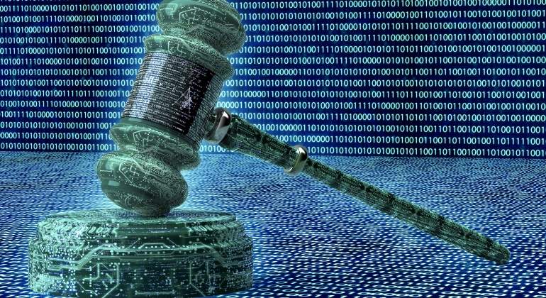 tecnomaza-justicia-tecnologia-juez-dreamstime-770x420.jpg