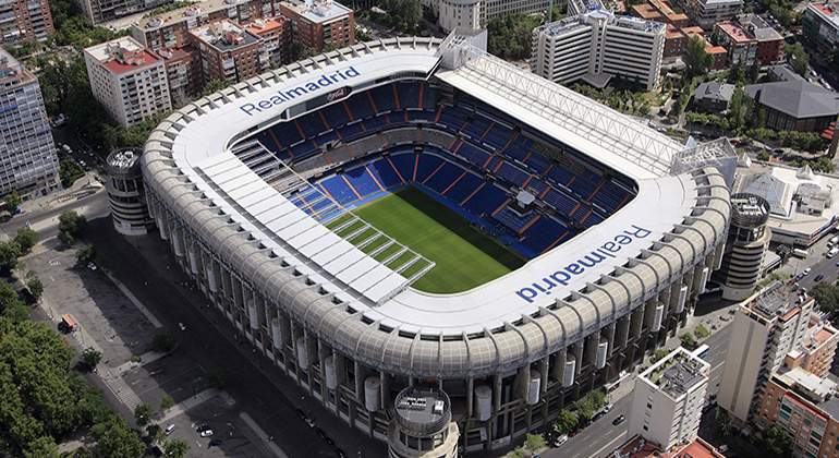 Estadio-Santiago-Bernabeu.jpg