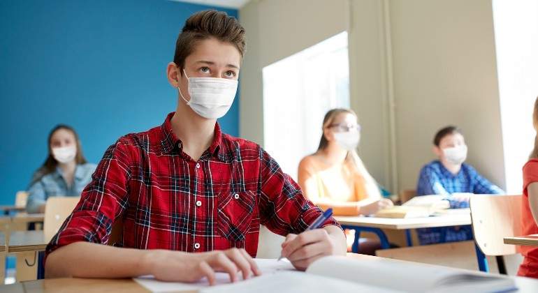 estudiantes-mascarillas-2.jpg