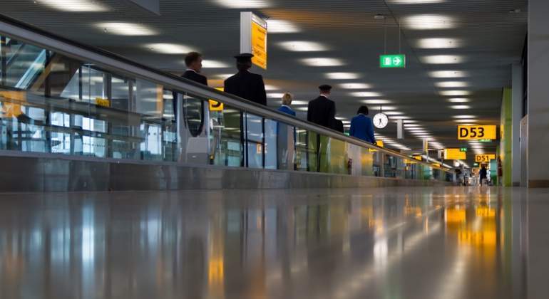 aeropuerto-amsterdam.jpg