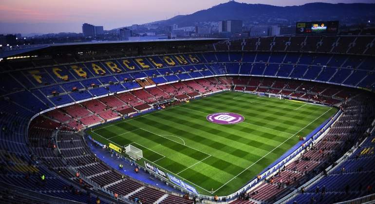 camp-nou-vacio-barcelona-sporting-efe.jpg