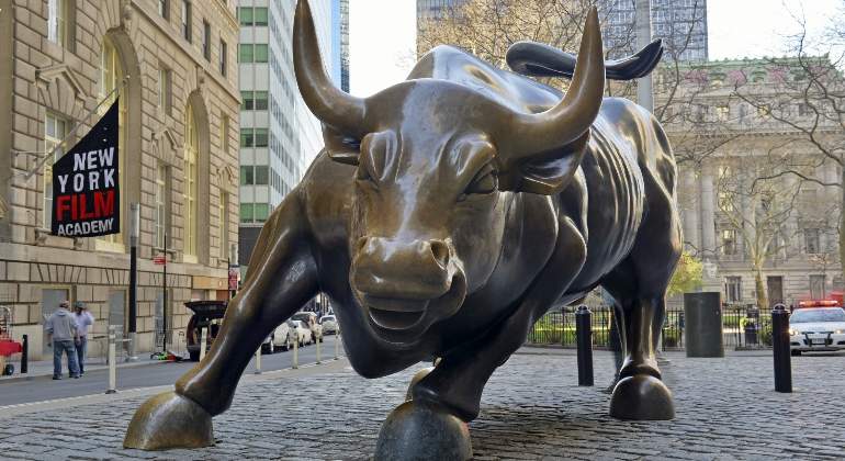 toro-wall-street.jpg