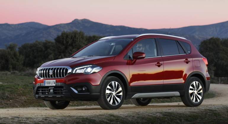 Suzuki-scross-mild-hybrid-2020.jpg