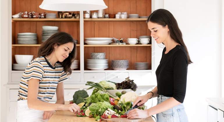 770x420-plantarse-negocio-entrecanales-gildediedma-comida-vegana.jpg
