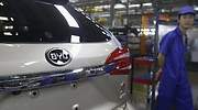 La china BYD pisa el acelerador del coche eléctrico: tendrá la fábrica de baterías más grande del mundo en 2019