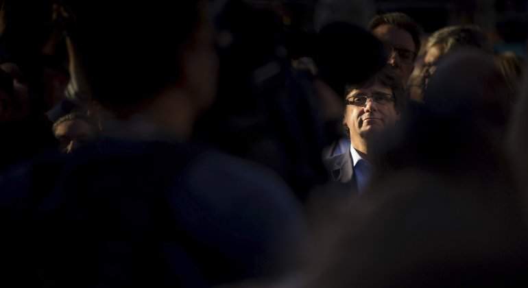 puigdemont-sombras-efe.jpg