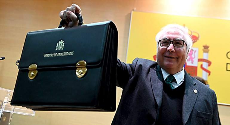 manuel-castells.jpg