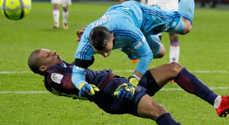 Mbappe-choque-duro-2018-Reuters.jpg