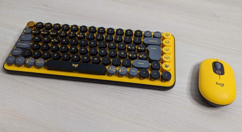 logitech-pop-keys-1.jpg