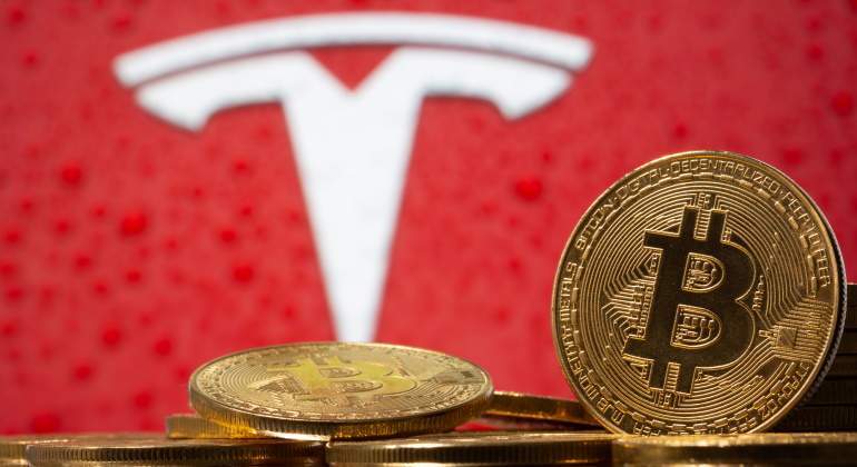 tesla-bitcoin-reuters.jpg