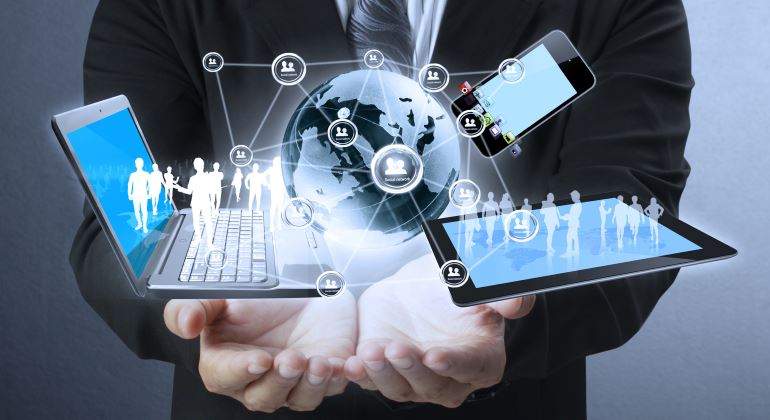 digitalizacion-tablet-movil-pc-770-istock.jpg