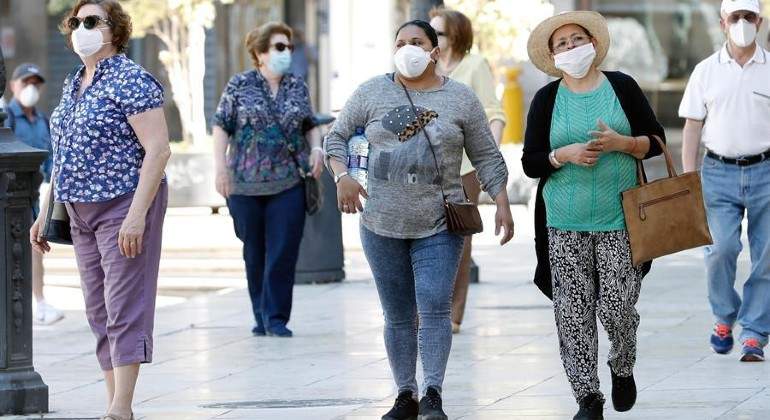 pasear-mascarilla-efe.jpg