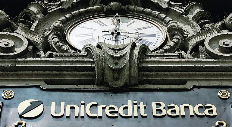 unicredit-reloj.jpg