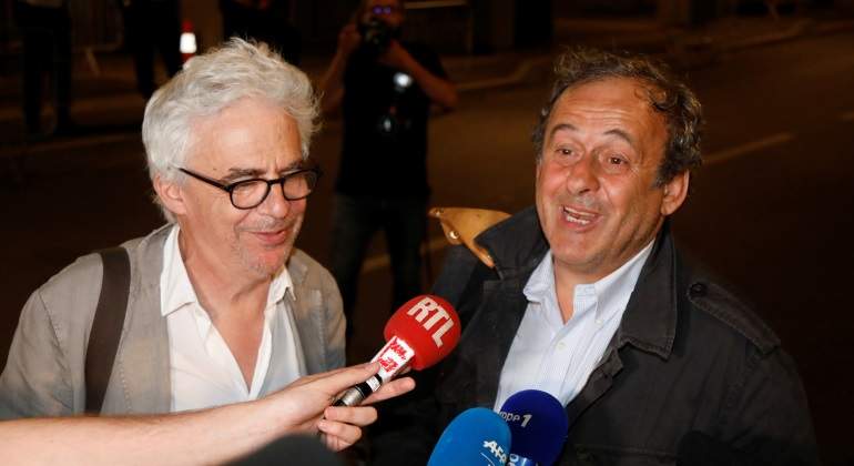 platini-salida-juzgados-reuters.jpg
