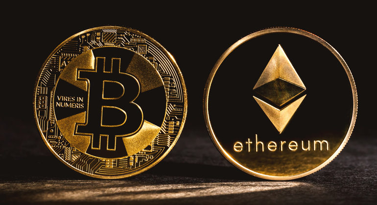 bitcoin-ether-dreamstime.png