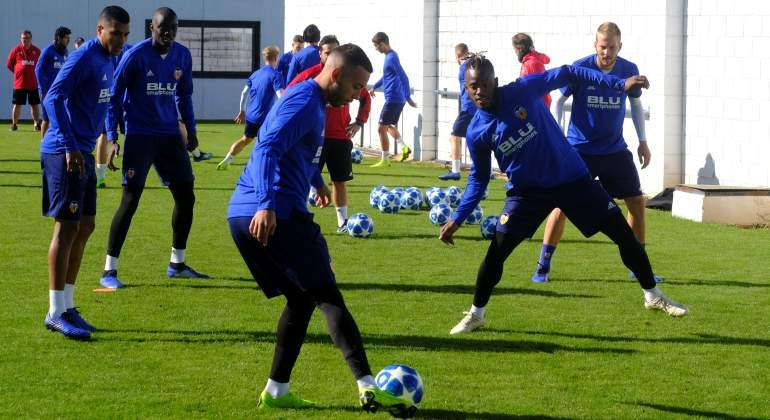 valencia-entrenamiento-young-boys-reuters.jpg