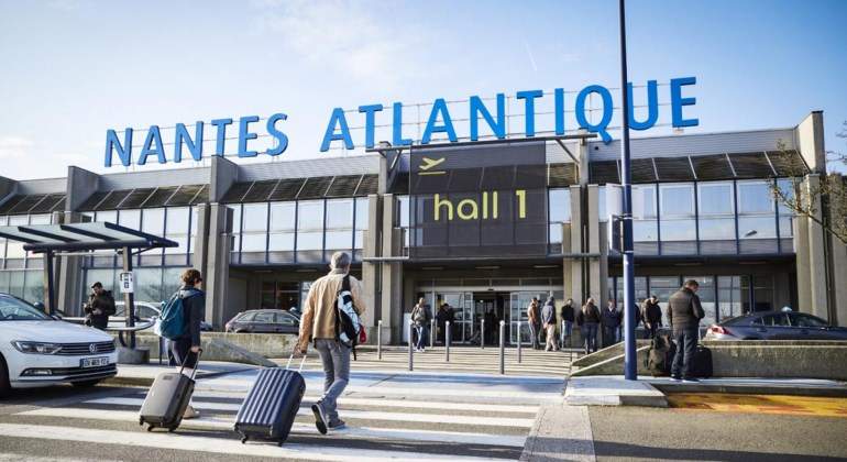 aeropuertodenantes.jpg