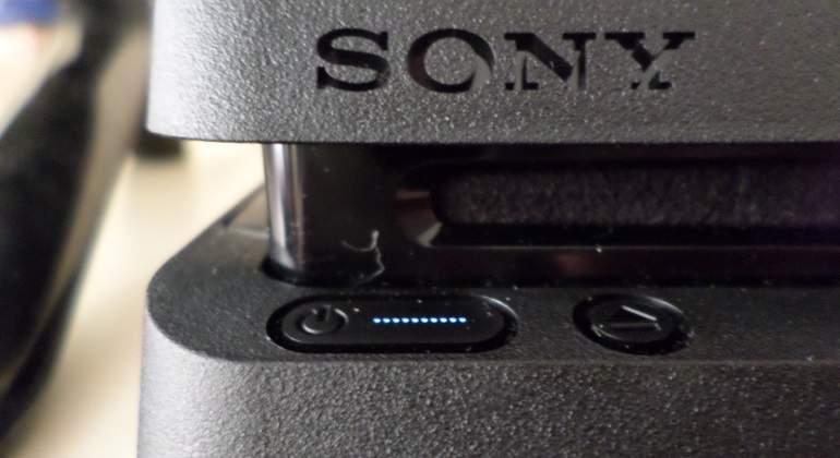 sony-play.jpg