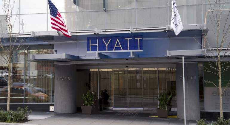 hotel-hyatt-dreamstime-770x420.jpg