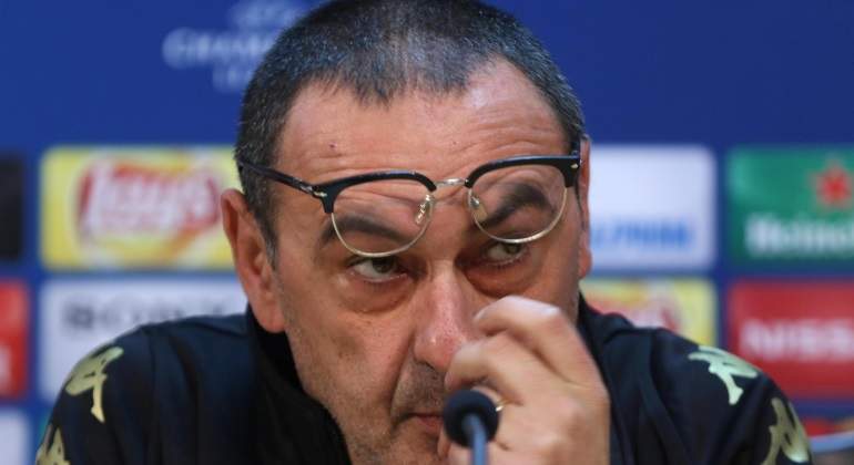 sarri-gafas-gesto-rp-madrid-efe.jpg