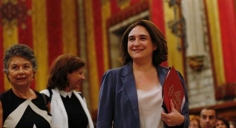 colau-ayuntamiento-sep2017-efe.jpg