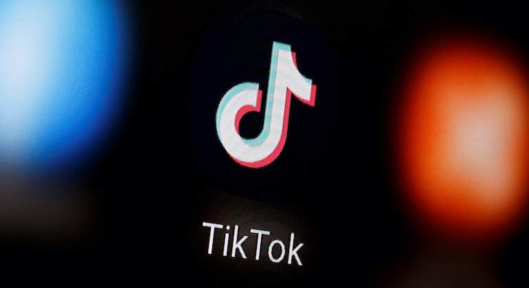 Tik-Tok.JPG