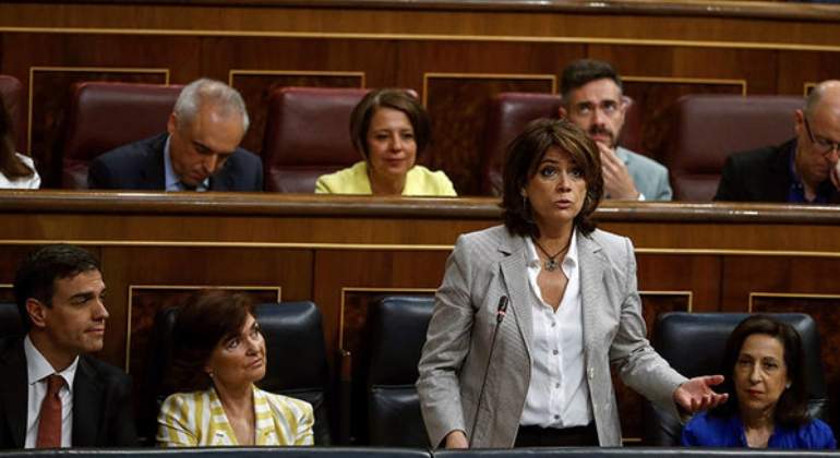 sanchez-calvo-delgado-congreso-efe.jpg
