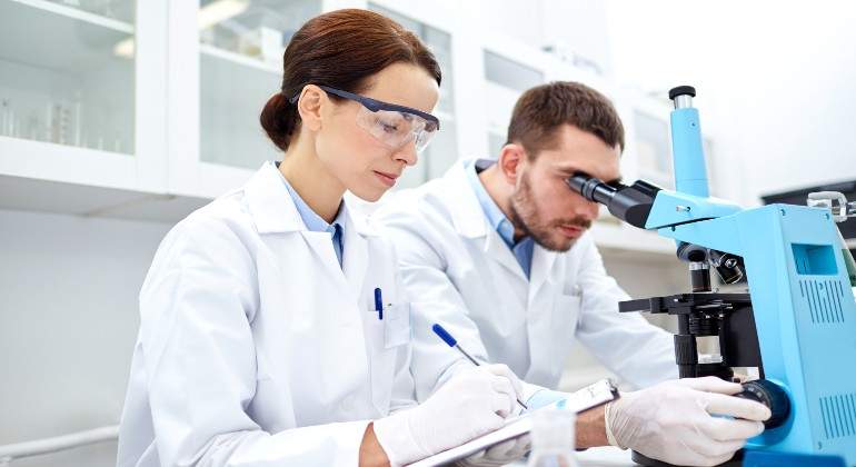 cientificos.jpg