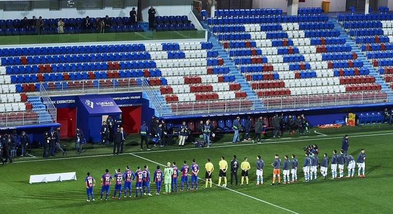eibar-real-sociedad-ipurua-vacio-coronavirus-getty.jpg