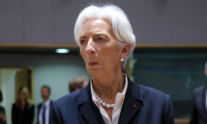 christine-lagarda-cara-poker.jpg