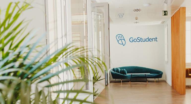 gostudent-1.jpg