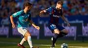 Los 38 acuerdos del fútbol con casas de apuestas que salva el real decreto de Alberto Garzón