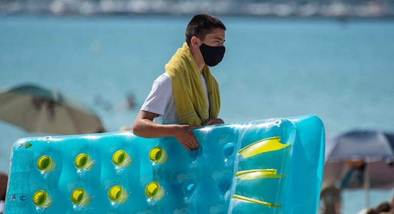 playa-baleares-turismo-covid-efe.jpg