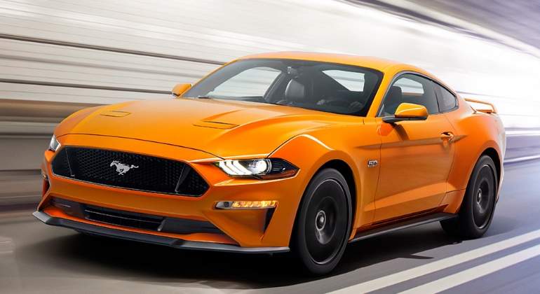 ford-mustang-2018-01.jpg
