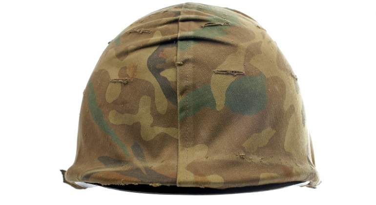 casco-militar-dreamstime.jpg