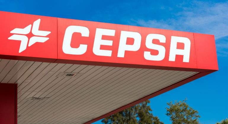 cepsa-gasolinera-dreamstime.jpg