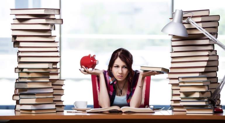 estudiante-precio-universidad-dreams.jpg